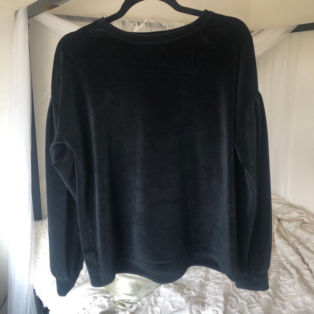 Velvet Crewneck